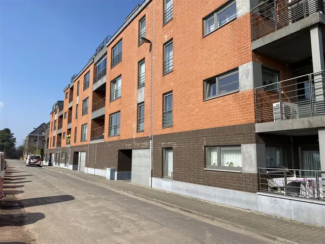 Appartement à louer à Mons – 1/8