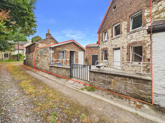 Maison unifamiliale te koop in Flémalle – 1/10