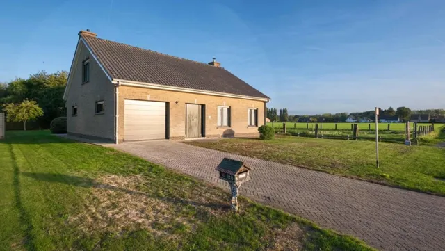 Huis te koop in Maldegem – 1/10