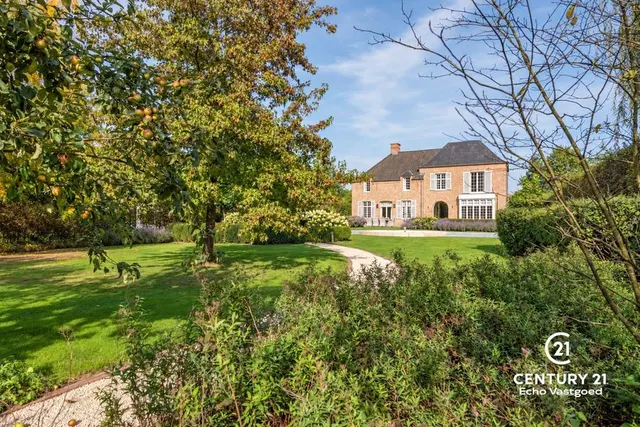 Huis te koop in Oud-Turnhout – 1/4