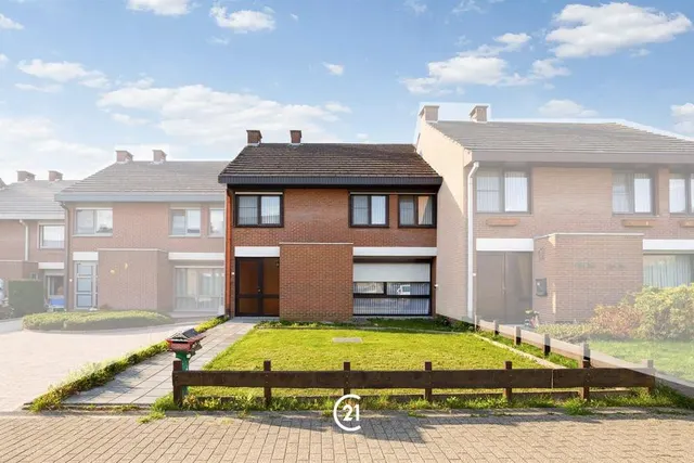Huis te koop in Vollezele – 1/4