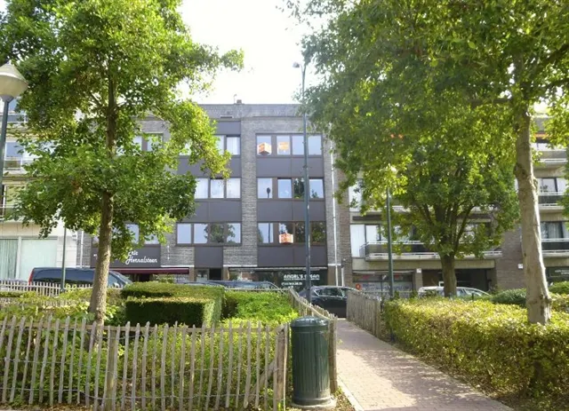 Appartement te koop in Neder-Over-Heembeek – 1/10
