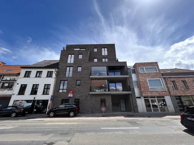 Appartement te koop in Wevelgem – 1/10