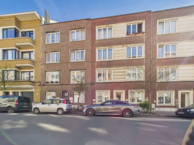 Appartement te huur in Uccle – 1/7
