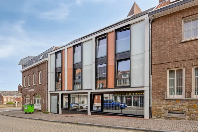 Appartementsgebouw te koop in Genk – 1/10