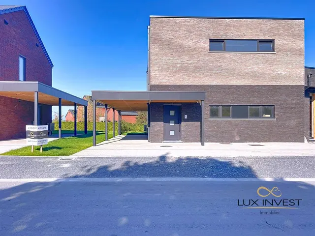 Appartement te koop in Somme-Leuze – 1/10