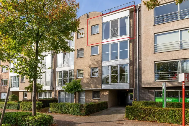 Appartement te koop in Brasschaat – 1/10
