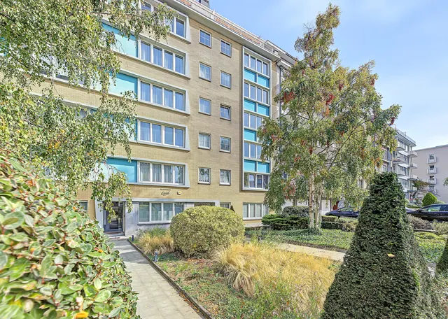 Appartement te koop in Auderghem – 1/10
