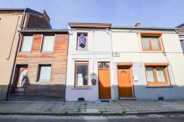 Maison à vendre à Charleroi Gilly – 1/9