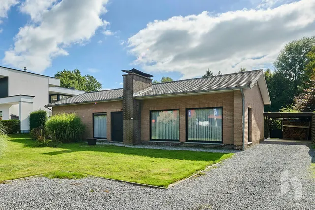 Huis te koop in Peer – 1/10