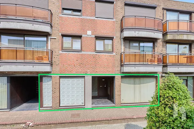 Appartement te koop in Lommel – 1/10