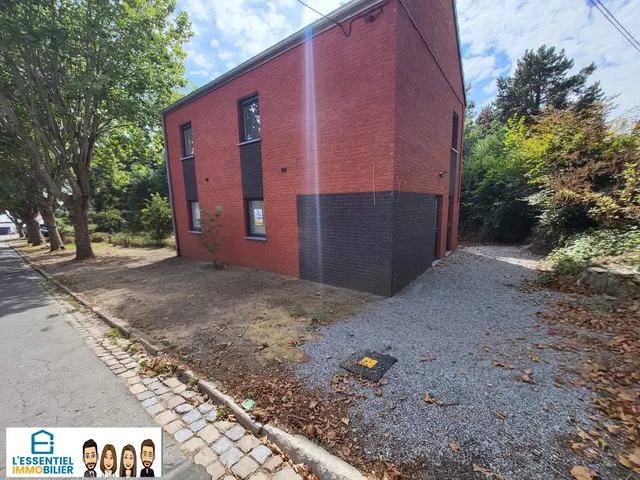 Villa te koop in Charleroi Monceau-sur-Sambre – 1/9