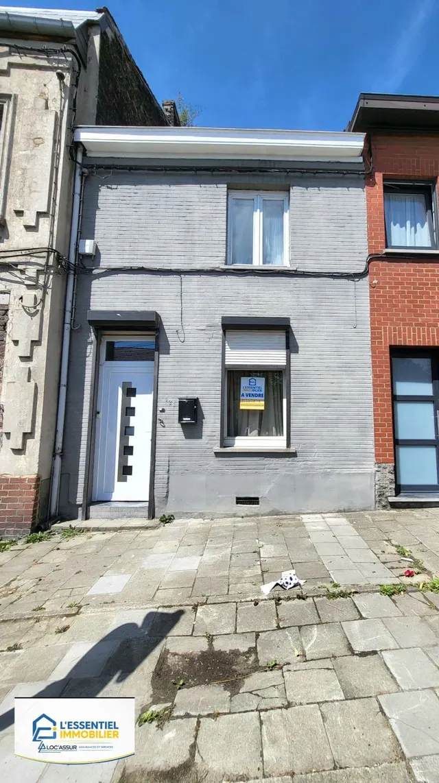 Maison à vendre à Charleroi – 1/9