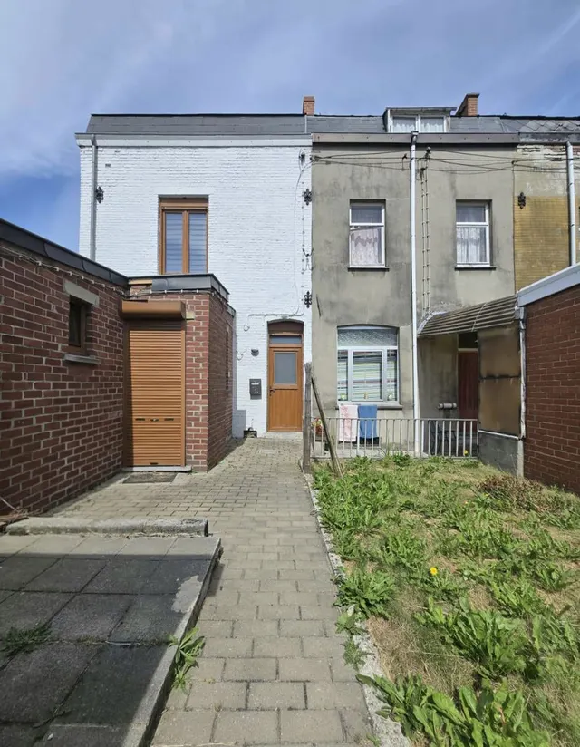 Maison à vendre à Anderlues – 1/9