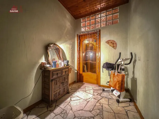 Huis te koop in Monceau-sur-Sambre – 1/9