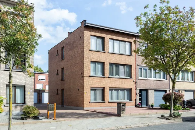Apartment for sale in Merksem – 1/10