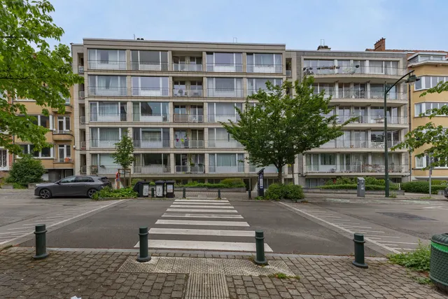 Appartement te koop in Vorst – 1/10