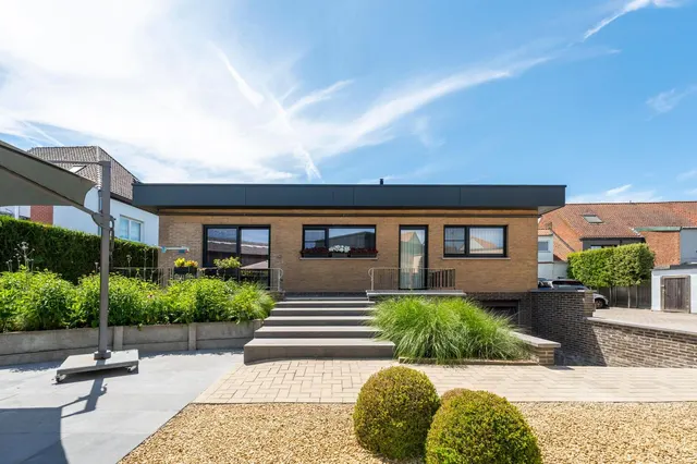 Huis à vendre à Deerlijk – 1/10