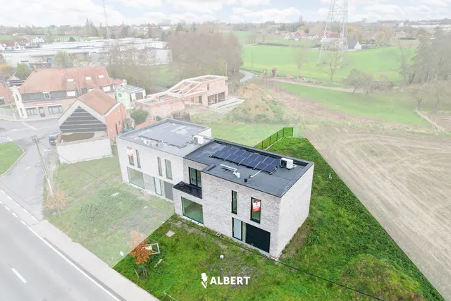 Huis à vendre à Harelbeke Hulste – 1/10