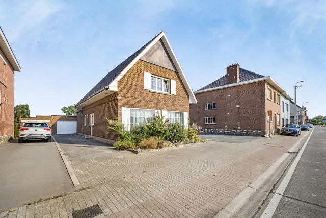 Maison à vendre à Sint-Pieters-Leeuw – 1/10