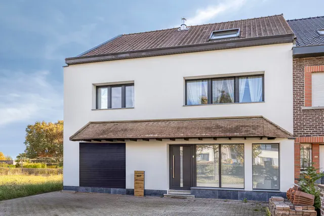 House for sale in Ninove – 1/10