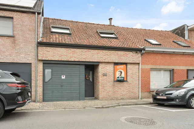 Huis te koop in Bissegem – 1/10