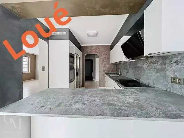 Appartement te huur in Gilly – 1/10