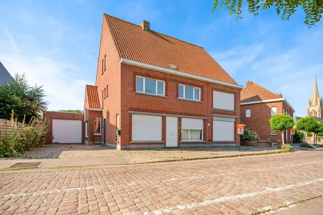Huis à vendre à Ieper – 1/10