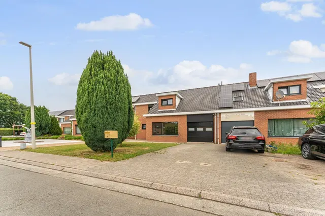 Huis à vendre à Deinze – 1/10