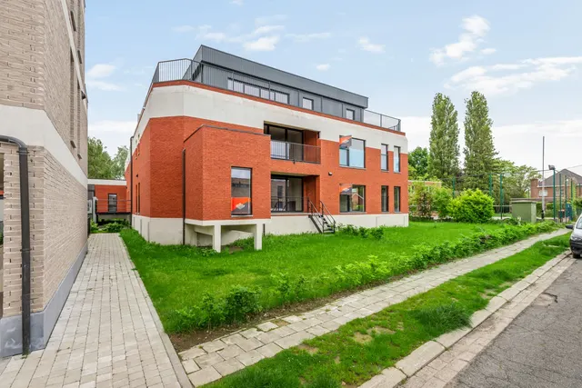 Appartement te koop in Willebroek – 1/10