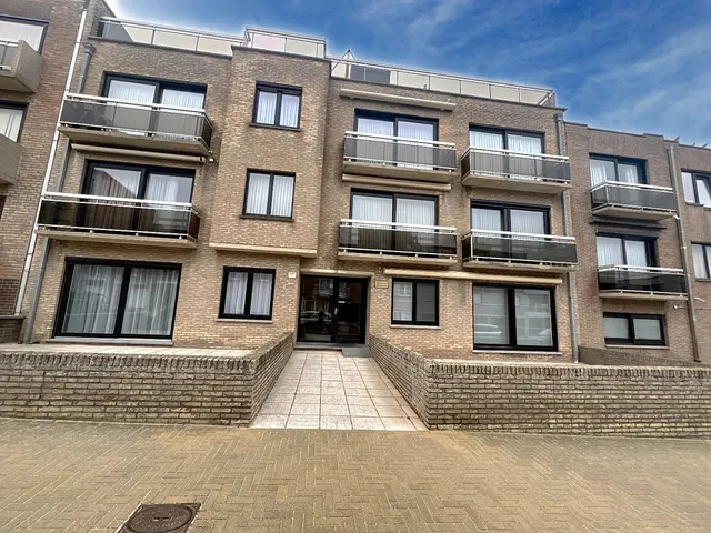 Appartement te koop in Oostende – 1/10