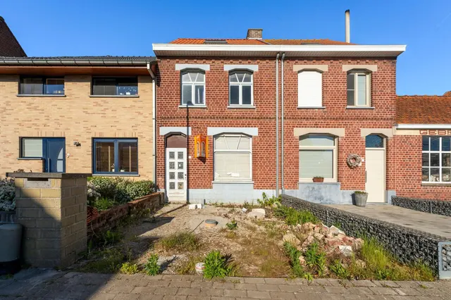 Huis te koop in Ieper – 1/8