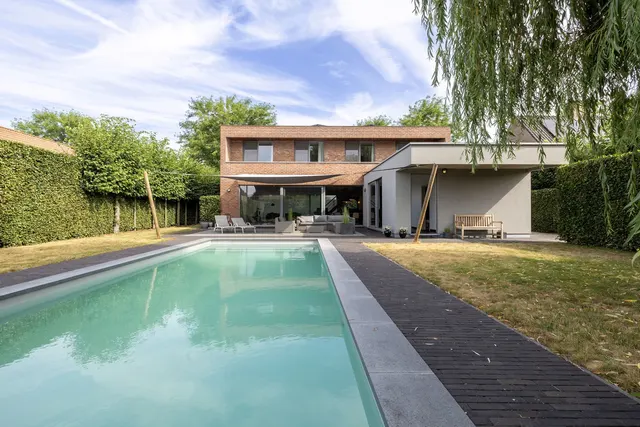Huis te koop in Hoogstraten – 1/10