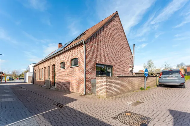 Huis te koop in Kluisbergen – 1/10