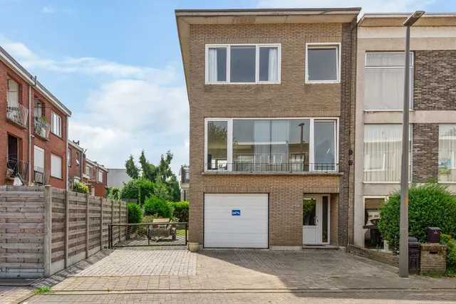 Huis à vendre à Deurne – 1/10