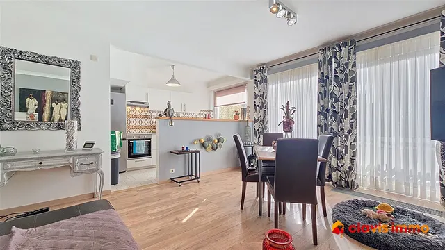 Appartement te koop in Jette – 1/10
