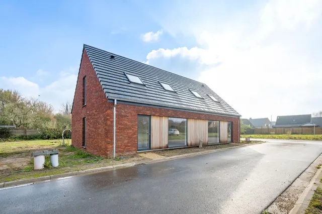 Huis te koop in Poperinge – 1/9