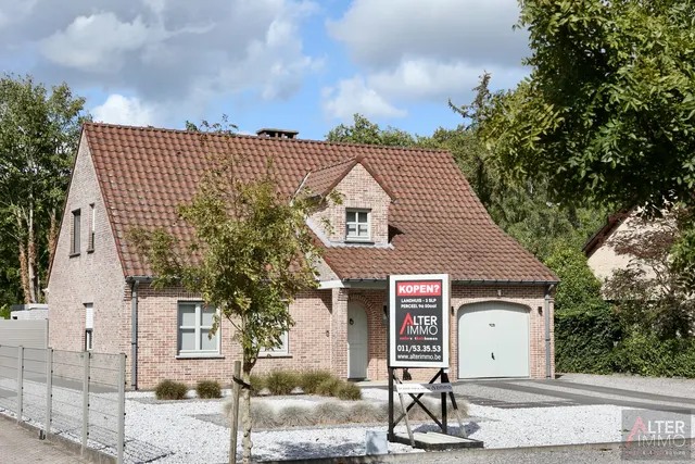 Villa-landhuis te koop in Heusden-Zolder – 1/10