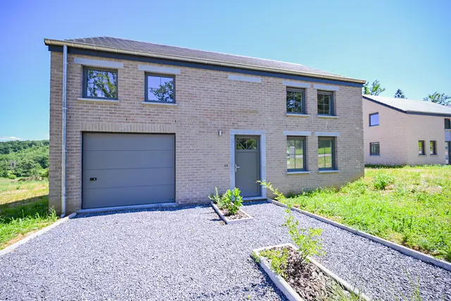 Huis te koop in Marchin – 1/10