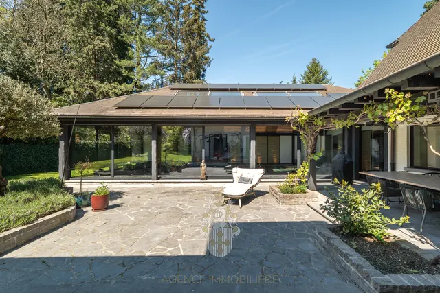 Villa te koop in Uccle – 1/10