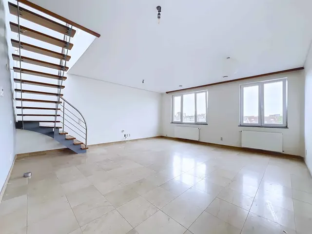 Duplex à louer à Schaerbeek – 1/10