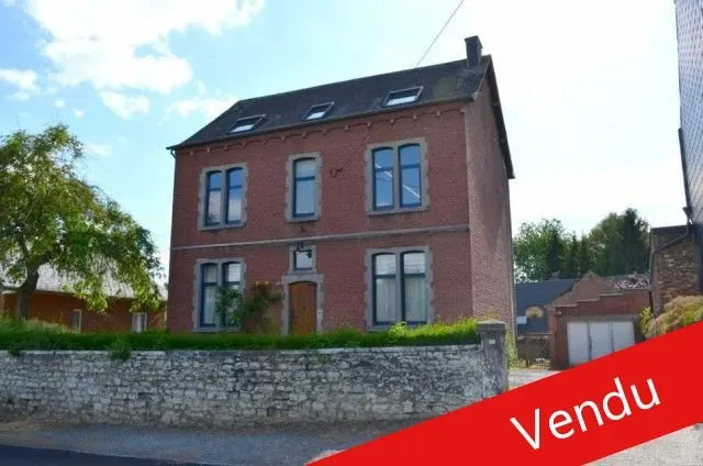 Herenhuis à vendre à Vedrin – 1/10