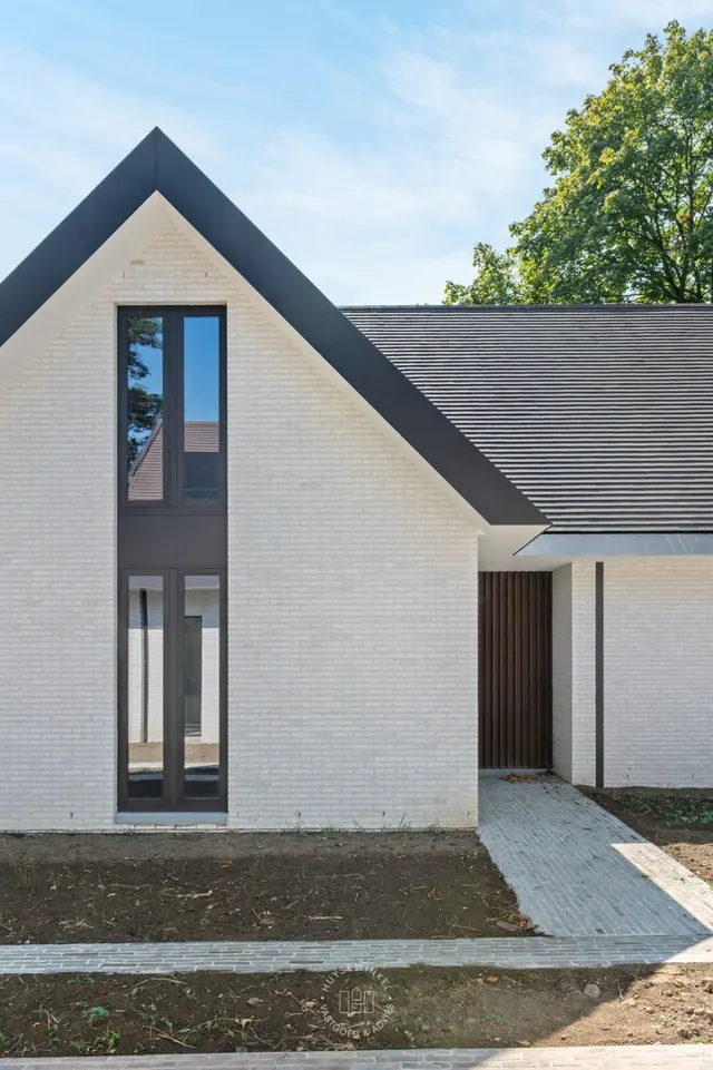 Villa te koop in Destelbergen – 1/10