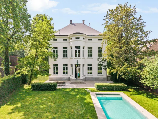 Kasteel te koop in Temse – 1/10
