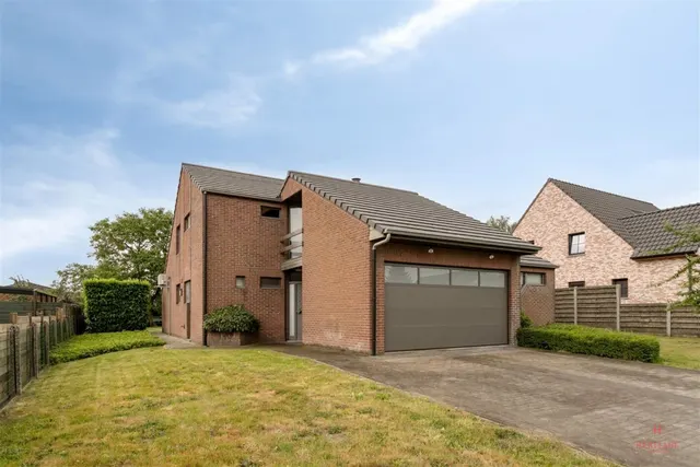 Huis te koop in Aalter – 1/10