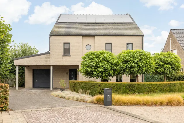 Huis te koop in Hoogstraten Wortel – 1/10