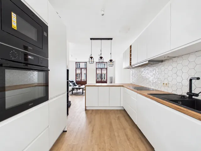 Appartement te huur in Saint-Gilles – 1/10