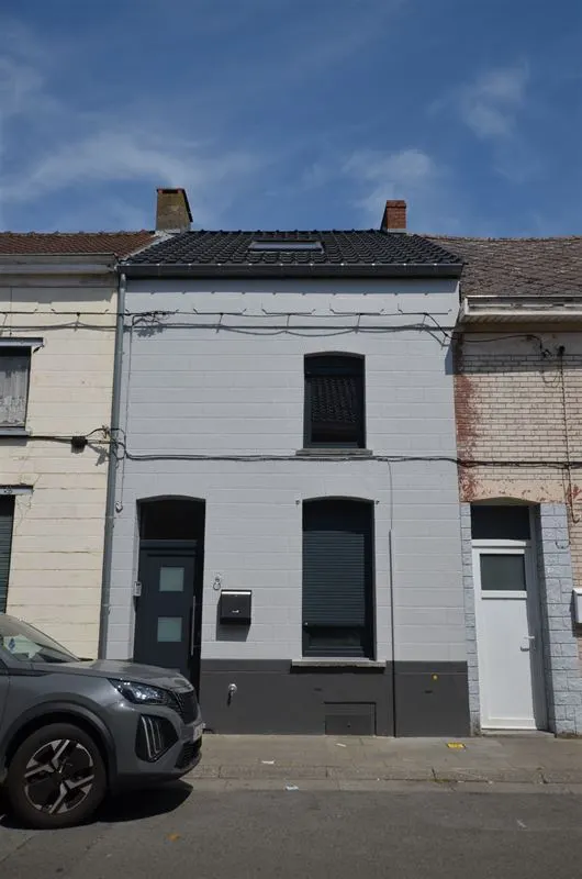 Huis te koop in Hornu – 1/10