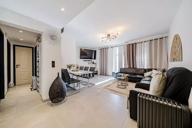 Appartement te koop in Marche-en-Famenne – 1/10