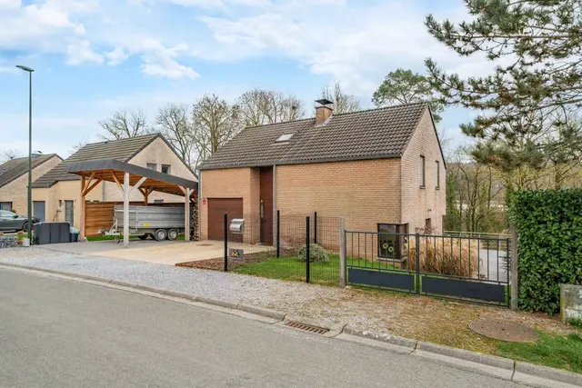 Huis te koop in Rochefort – 1/10